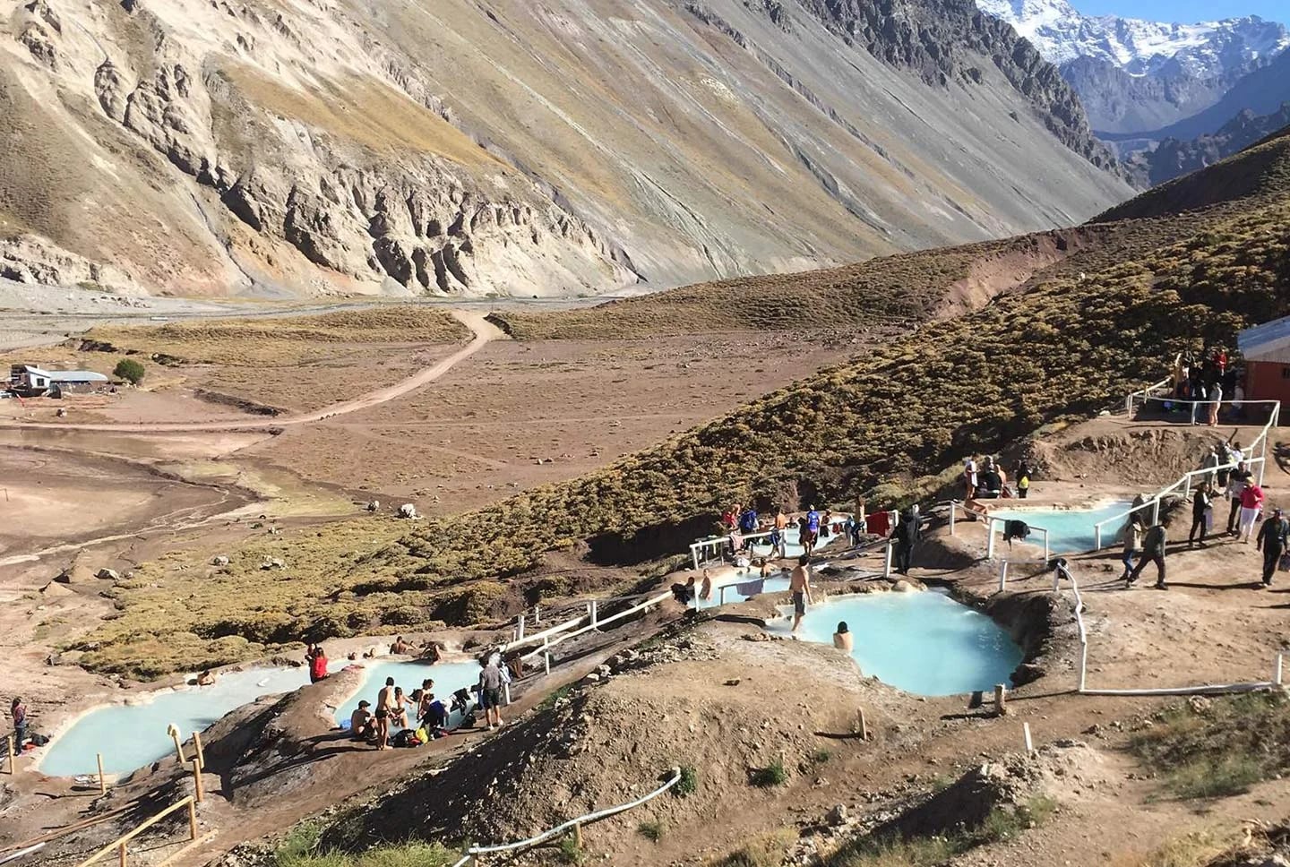 TERMAS BAÑOS COLINA